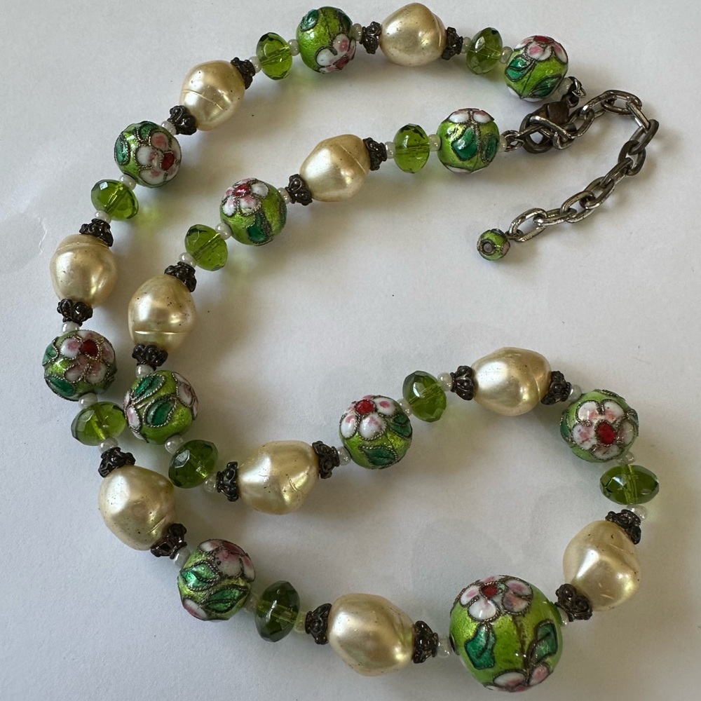 Cloisonné and faux pearl necklace 8 1/2” drop with 2” extender